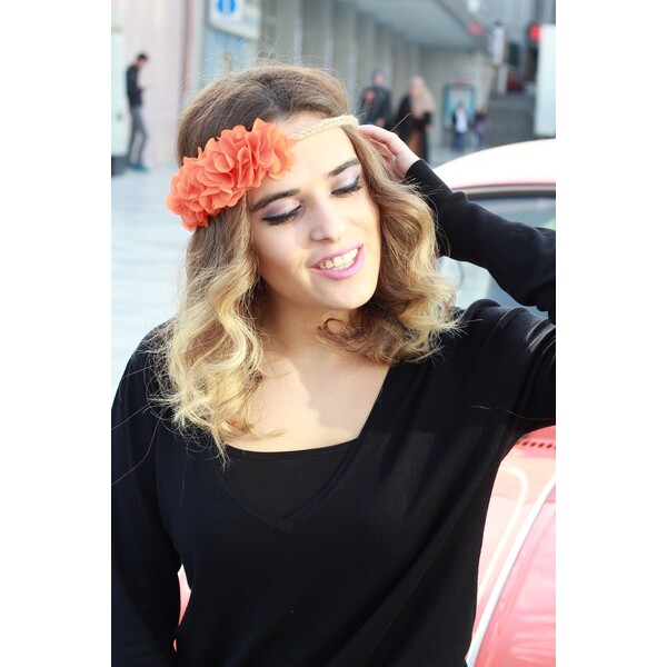 ÇİÇEKLİ GELİN / NEDİME TACI