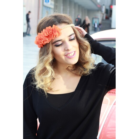 ÇİÇEKLİ GELİN / NEDİME TACI